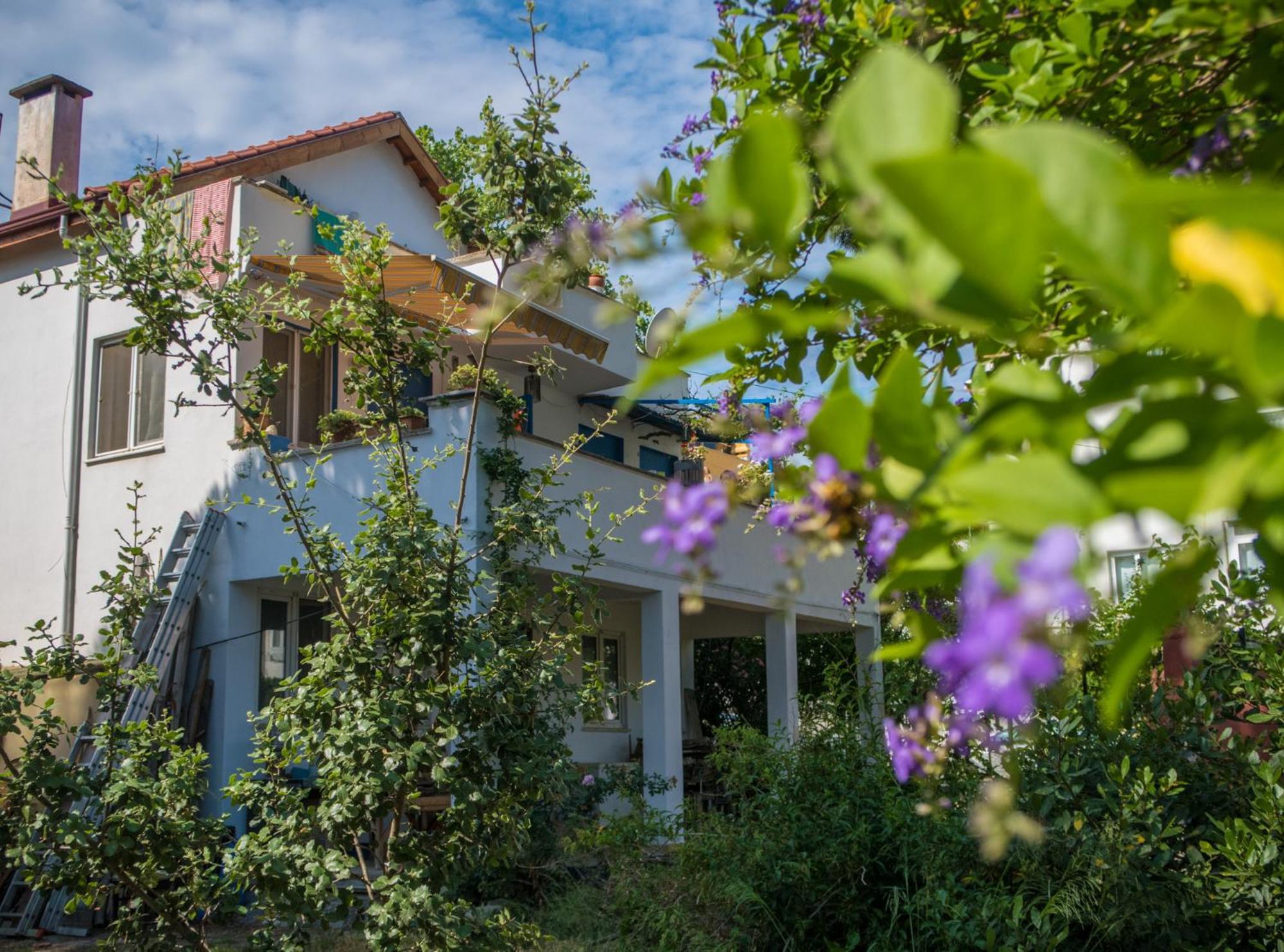 Ecer Pansiyon Kusadasi Bagian luar foto